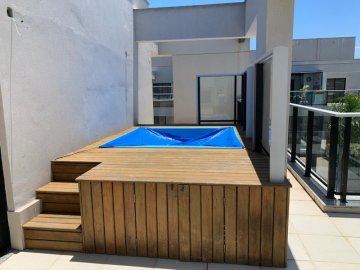 Cobertura com piscina, 4 Quartos e 2 vagas no Sofisticato