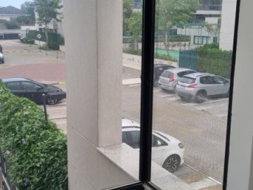 Casa duplex com piscina e 3 Quartos no Sofisticato