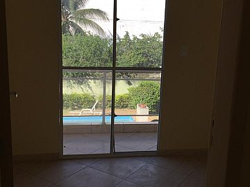 Belíssima casa localizada no centro de Nova Iguaçu