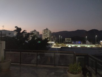 Cobertura 322m2 ótima localização no Recreio dos Bandeirante